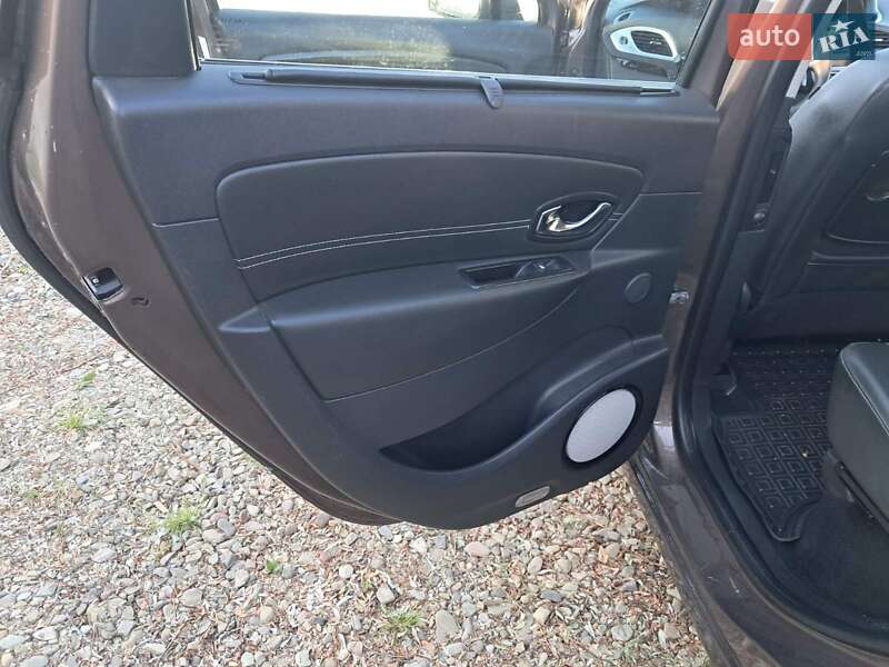 Мінівен Renault Scenic 2012 в Дрогобичі