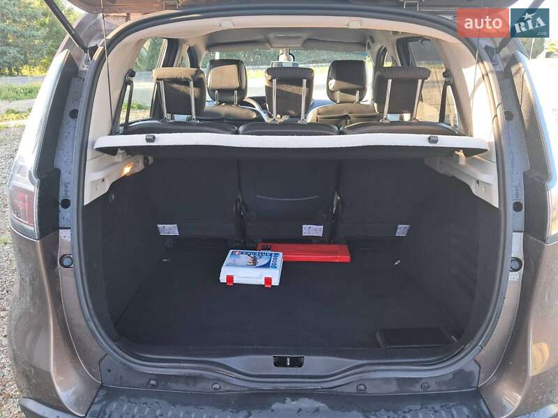 Мінівен Renault Scenic 2012 в Дрогобичі
