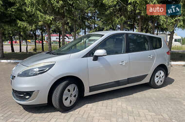 Минивэн Renault Scenic 2012 в Ровно
