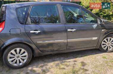 Минивэн Renault Scenic 2005 в 