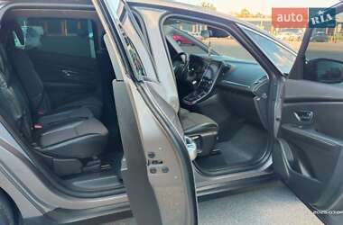 Минивэн Renault Scenic 2019 в 