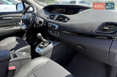 Мінівен Renault Scenic 2012 в 