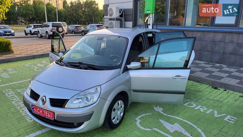 Минивэн Renault Scenic 2006 в Черкассах