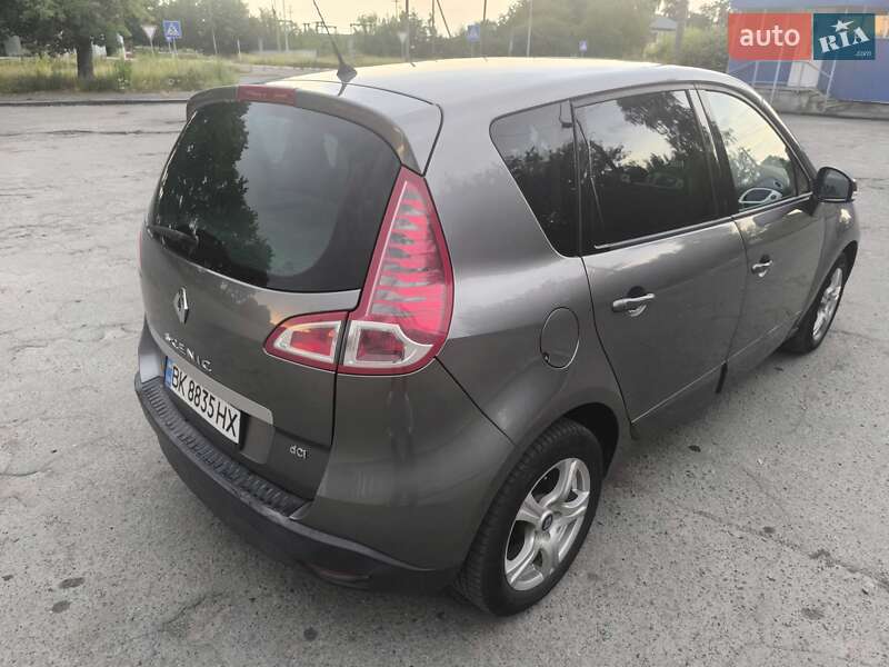 Минивэн Renault Scenic 2009 в Остроге