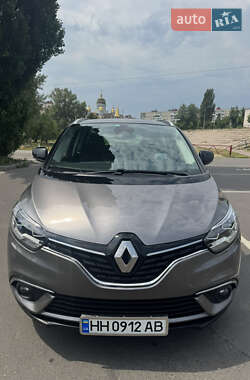 Минивэн Renault Scenic 2019 в 