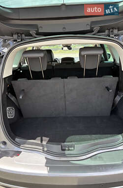 Минивэн Renault Scenic 2019 в 