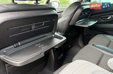 Минивэн Renault Scenic 2019 в 