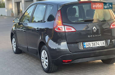 Минивэн Renault Scenic 2010 в 