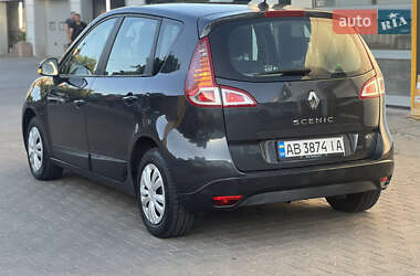 Минивэн Renault Scenic 2010 в 
