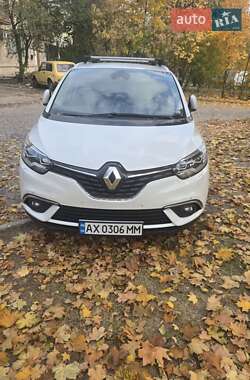 Минивэн Renault Scenic 2017 в 