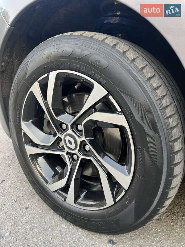 Минивэн Renault Scenic 2014 в Краснограде