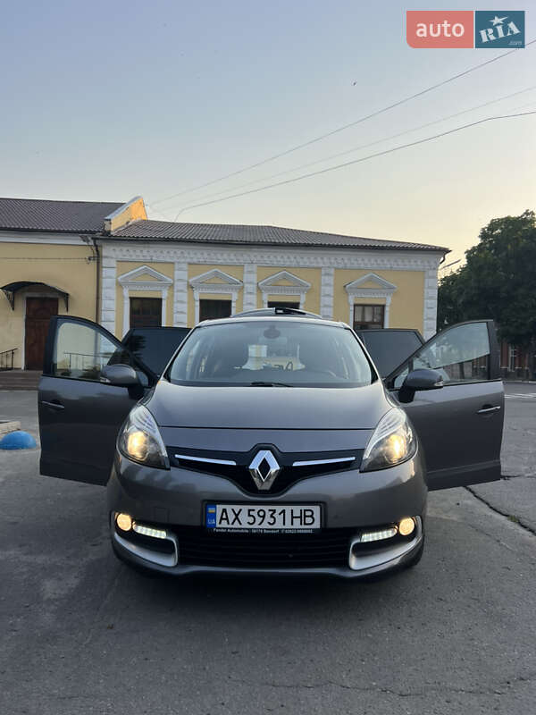 Минивэн Renault Scenic 2014 в Краснограде