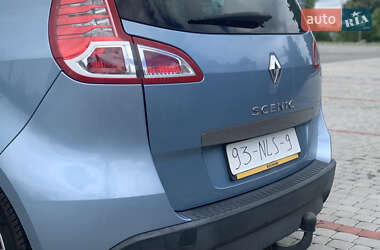 Минивэн Renault Scenic 2010 в 