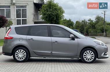 Минивэн Renault Scenic 2014 в 