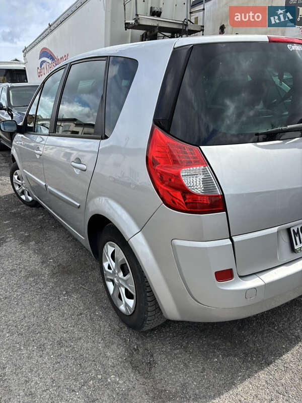 Мінівен Renault Scenic 2007 в Тернополі