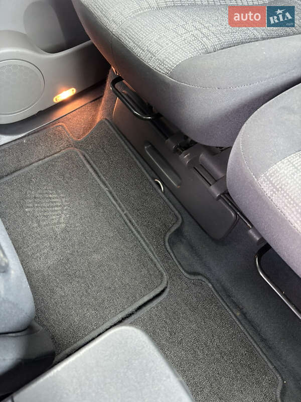 Мінівен Renault Scenic 2007 в Тернополі