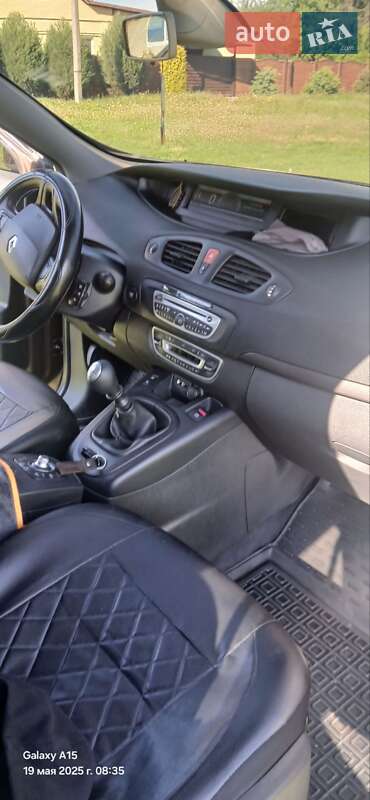 Минивэн Renault Scenic 2010 в Валках