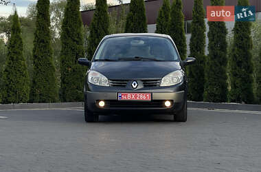 Минивэн Renault Scenic 2005 в 