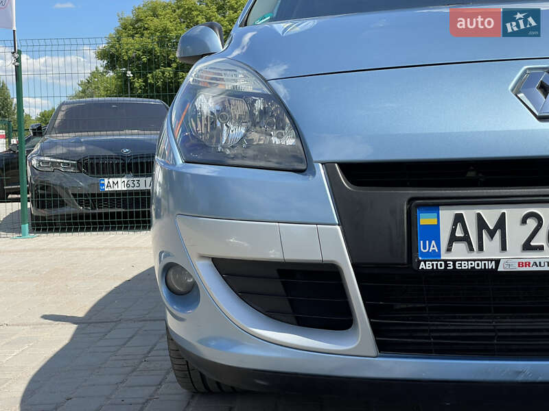 Минивэн Renault Scenic 2011 в Бердичеве