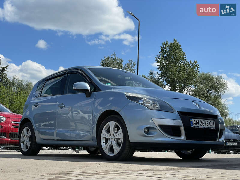 Минивэн Renault Scenic 2011 в Бердичеве