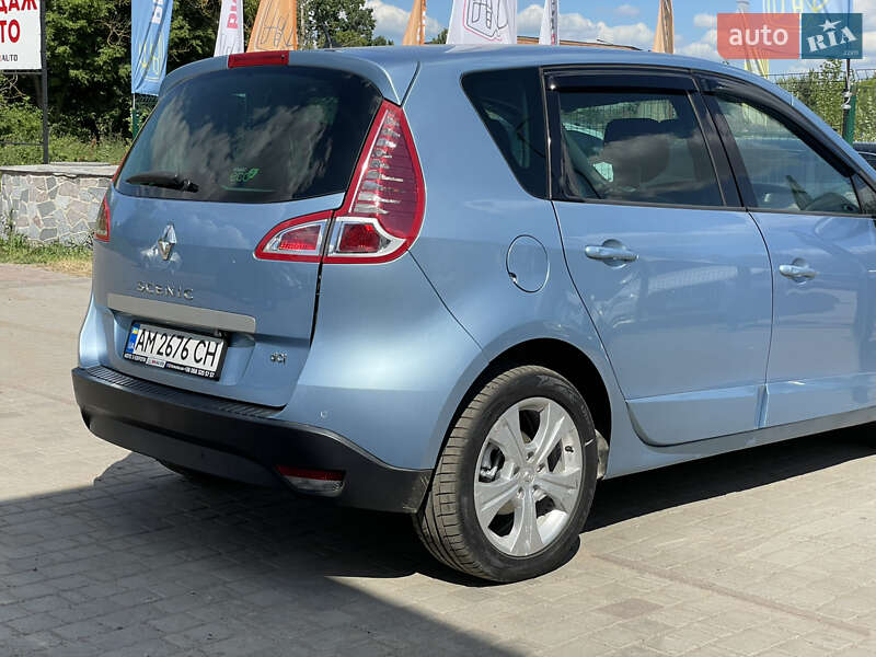 Минивэн Renault Scenic 2011 в Бердичеве