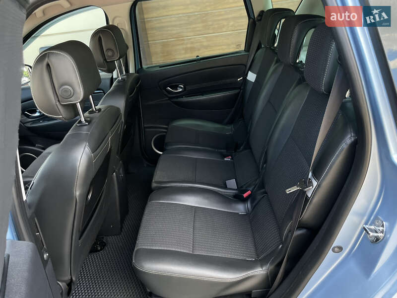 Минивэн Renault Scenic 2011 в Бердичеве