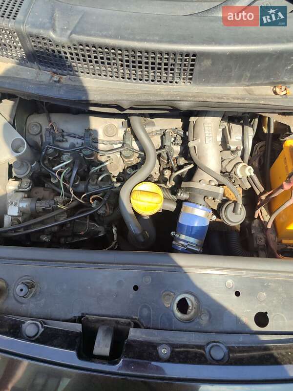 Минивэн Renault Scenic 2004 в Нежине фото 3 Минивэн Renault Scenic 2004 в Нежине