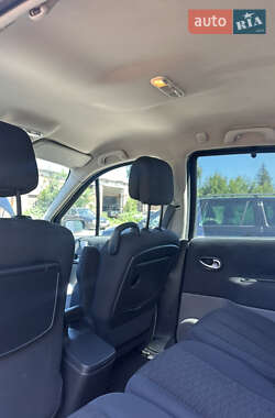 Минивэн Renault Scenic 2007 в 
