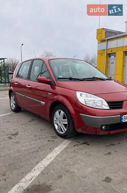 Минивэн Renault Scenic 2003 в 