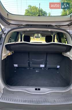 Мінівен Renault Scenic 2012 в 