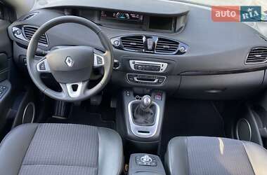 Мінівен Renault Scenic 2012 в 