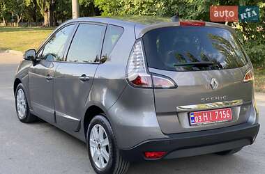 Мінівен Renault Scenic 2012 в 