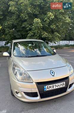 Минивэн Renault Scenic 2010 в Житомире