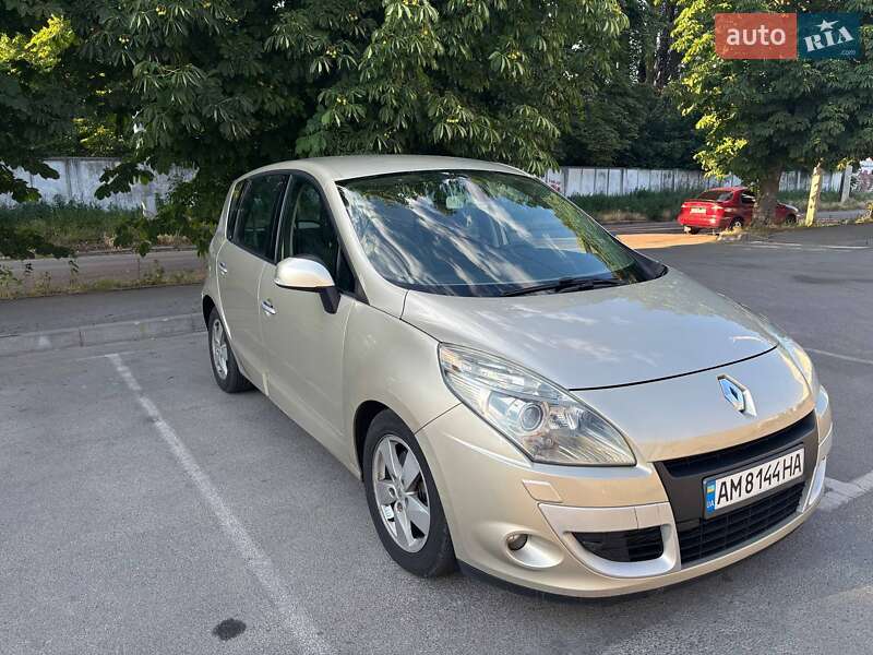 Минивэн Renault Scenic 2010 в Житомире