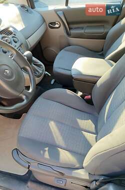 Минивэн Renault Scenic 2006 в 