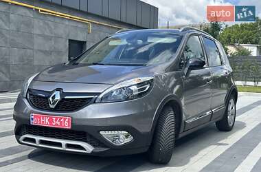 Минивэн Renault Scenic 2013 в 