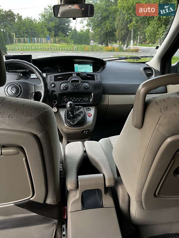 Минивэн Renault Scenic 2005 в Ладыжине