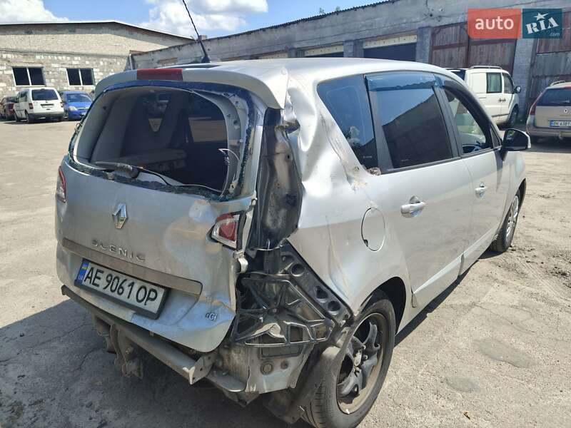 Минивэн Renault Scenic 2011 в Остроге