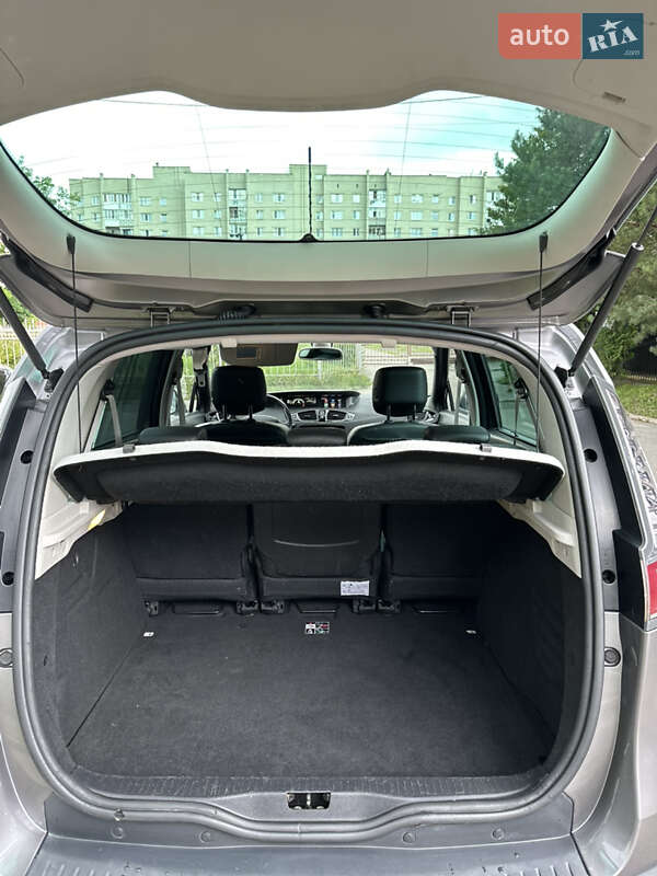 Минивэн Renault Scenic 2014 в Луцке
