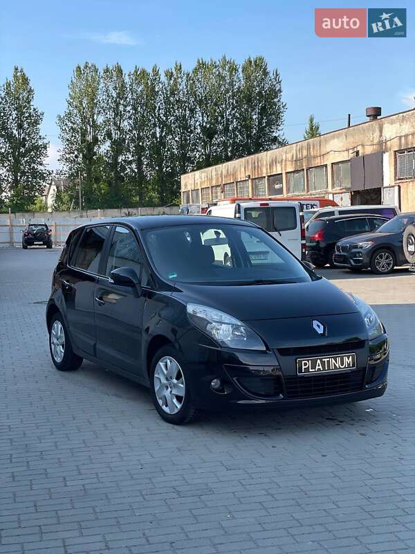 Renault Scenic 2011