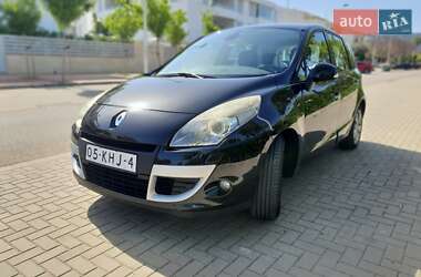 Минивэн Renault Scenic 2009 в Днепре