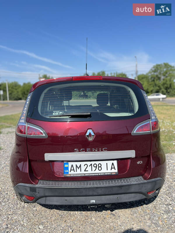 Минивэн Renault Scenic 2014 в Бердичеве