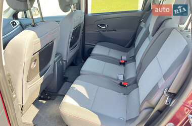 Минивэн Renault Scenic 2014 в 
