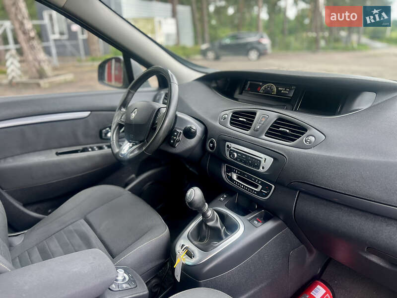 Мінівен Renault Scenic 2016 в Вінниці