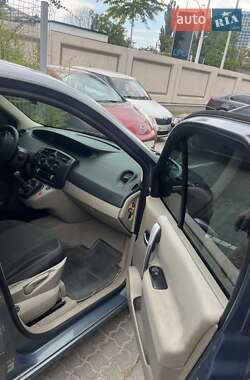 Минивэн Renault Scenic 2006 в 