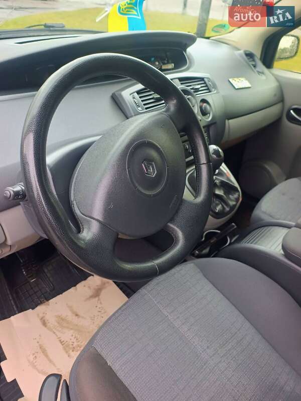 Минивэн Renault Scenic 2007 в Дубно