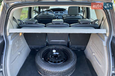 Минивэн Renault Scenic 2005 в 