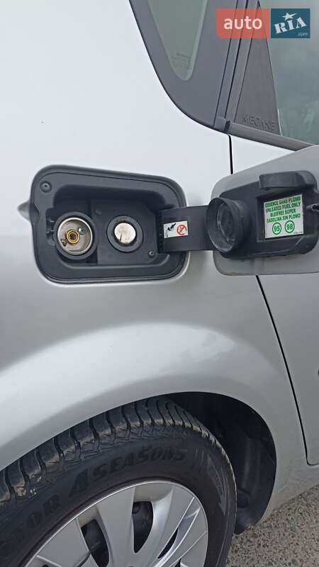 Минивэн Renault Scenic 2005 в Тернополе