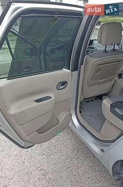 Минивэн Renault Scenic 2005 в 