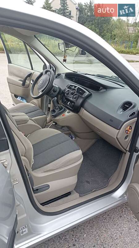 Минивэн Renault Scenic 2005 в Тернополе